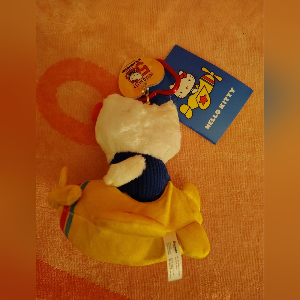 EXCLUSIVE - Hello Kitty Officially Licensed 50th Anniversary Purse Pal Plushie - Picture 5 of 8